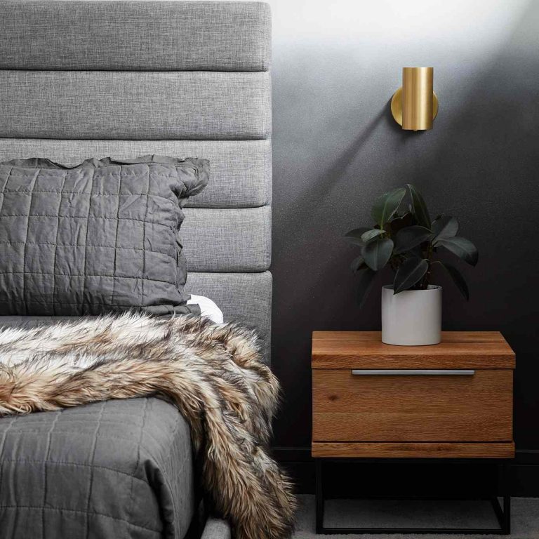 7 Nightstands To Perfect Your Bedroom Decor_2