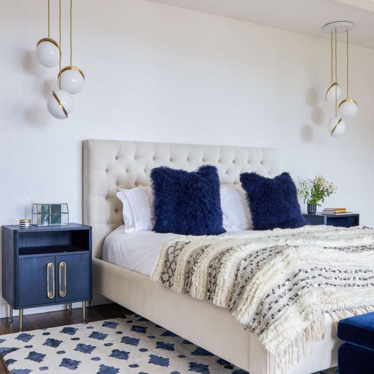 7 Nightstands To Perfect Your Bedroom Decor_5