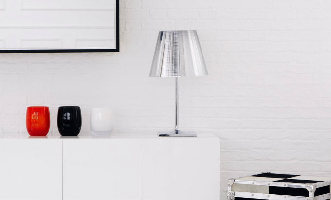 how-to-decorate-with-contemporary-table-lamps