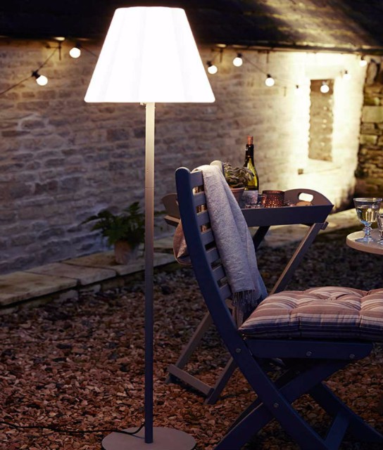 outdoor floor lighting