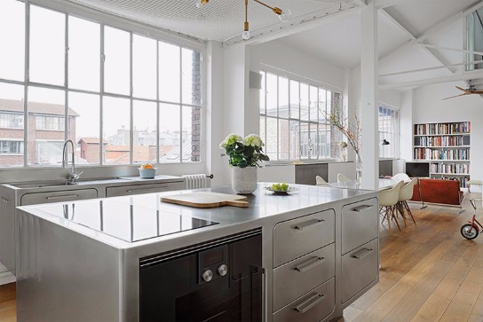 Room of the Week: Industrial Kitchen in Romantic Paris