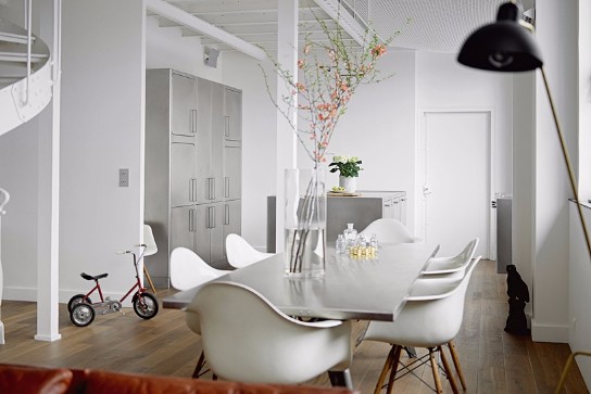 Room of the Week: Industrial Kitchen in Romantic Paris
