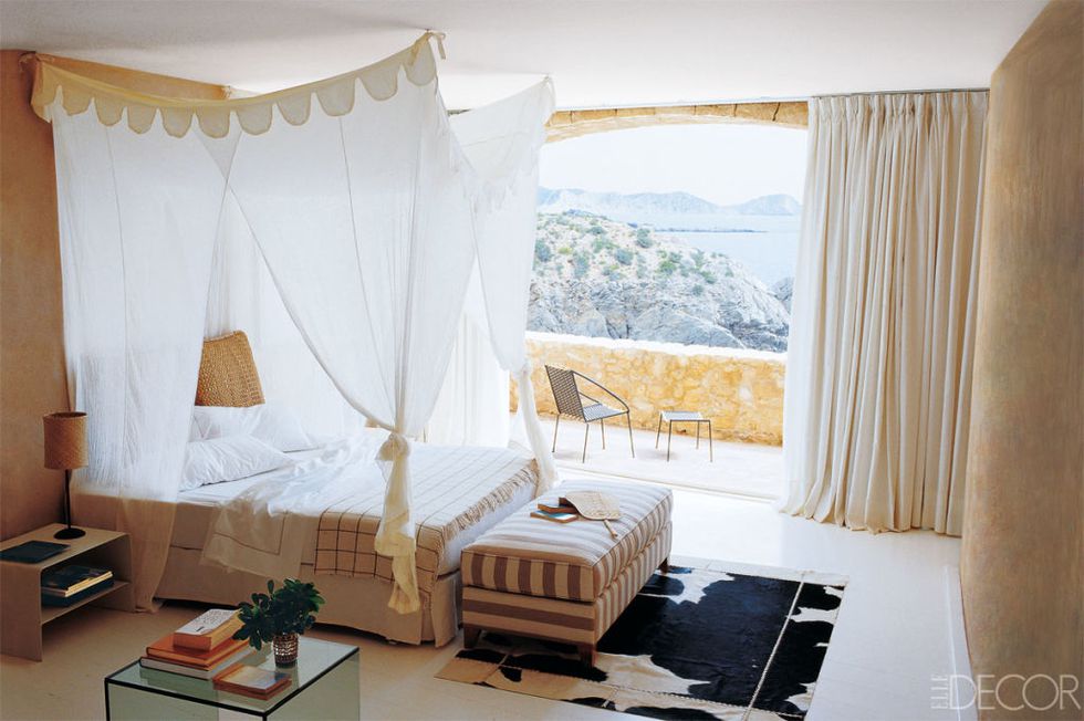 The New Season Is Here And These Are Our Favorite Summer Bedrooms