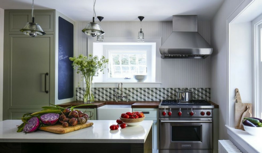 America's Sweetheart Brings Some of The Best Interior Design For Fall!