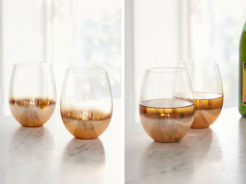 Here Are 6 Essentials You Need for the Perfect Home Bar Decor_10
